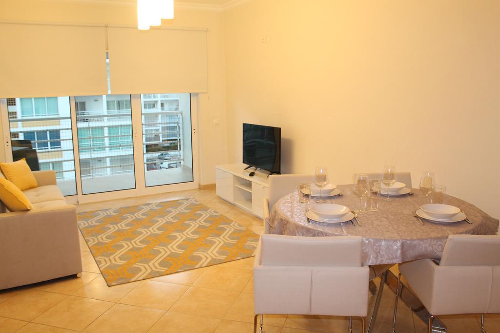 פורטימאו Luxury Apartment 1,5Km Praia Da Rocha מראה חיצוני תמונה